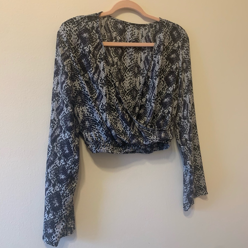 Snake print top
